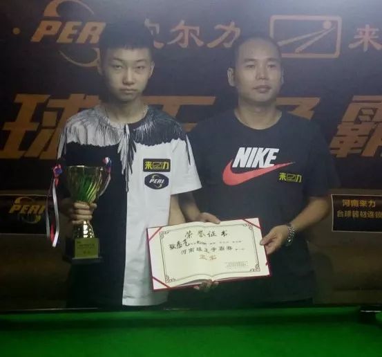 老将风采依 老将风采依