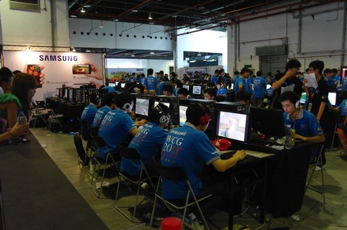 评论员的犀 评论员的犀